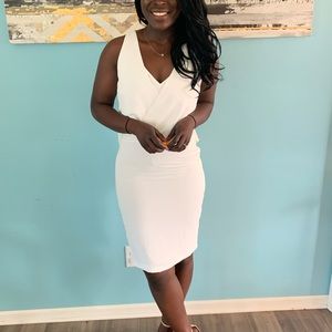 SALE!!!!😍🤗🤗🤗White dress by Elizabeth and james